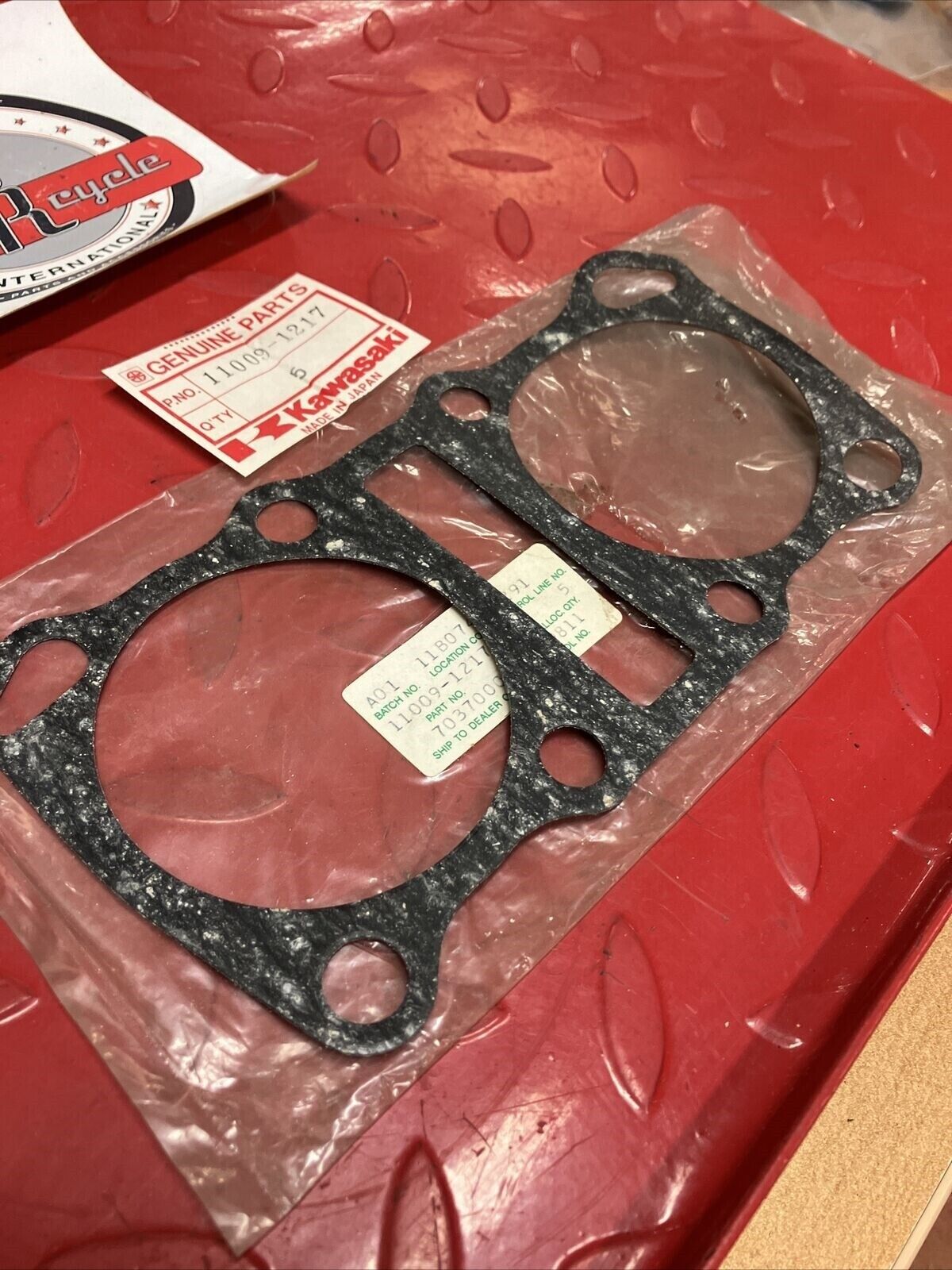 NOS KAWASAKI KZ305 CYLINDER GASKET 11009-1217 K21