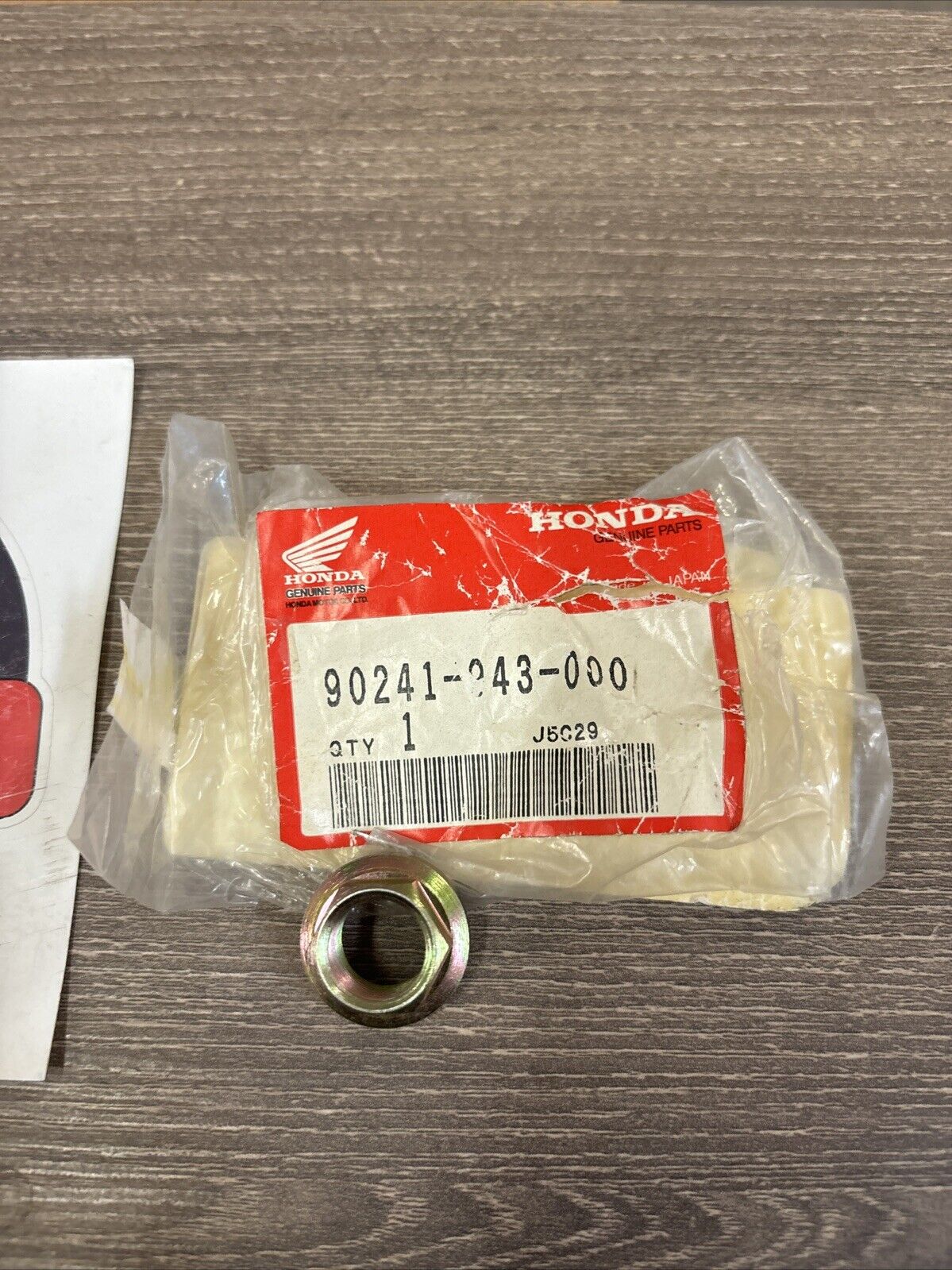 NOS Honda 1981 - 1985 ATC110 ROTOR SETTING NUT 90241-943-000 H132