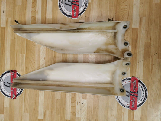 Kawasaki KX250F 2005 front fork guard plastic KX125 KX250 2004 55020-0060-RZ