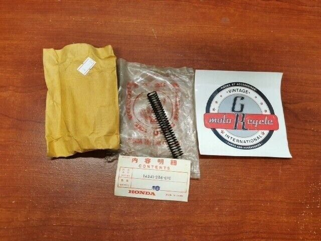 NOS Honda CB250 CB350 CL250 CL350 CAM CHAIN TENSIONER SPRING 14541-286-010 H93