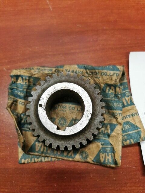 NOS Yamaha 1973 1974 TX750 PRIMARY DRIVE GEAR MARKED 56 341-16111-00-56 Y118