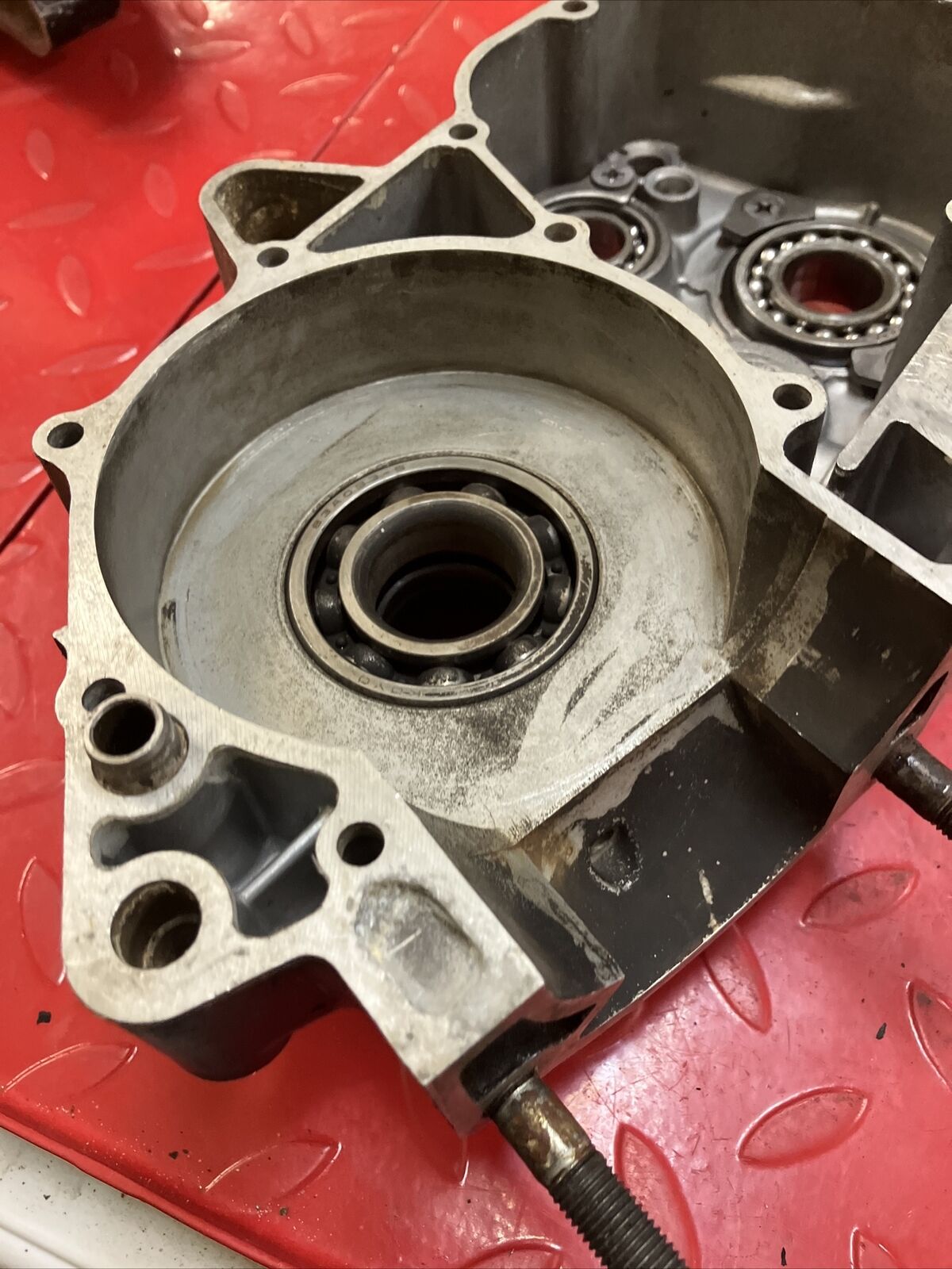 Yamaha YZ250 1979 crankcase set left right 1978 2K7-15111-01-00