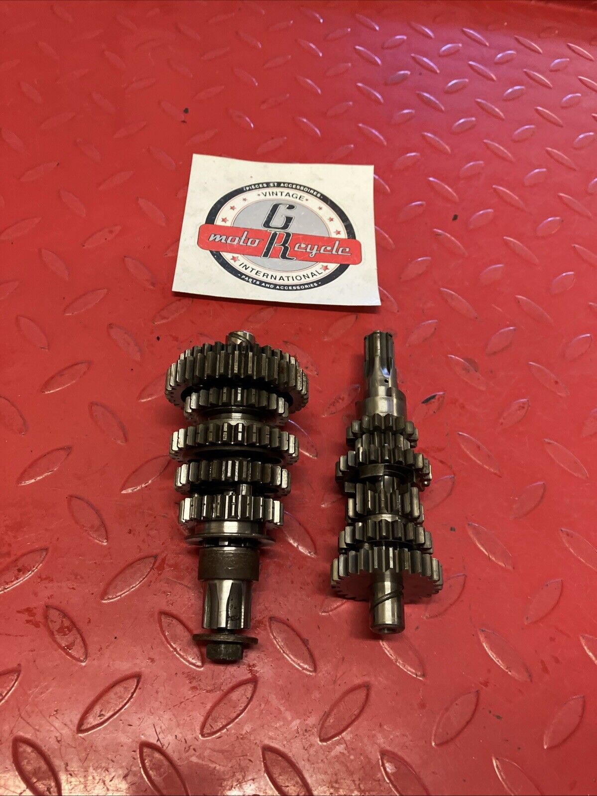 Kawasaki G5 1972 transmission mainshaft countershaft input drive gear 2