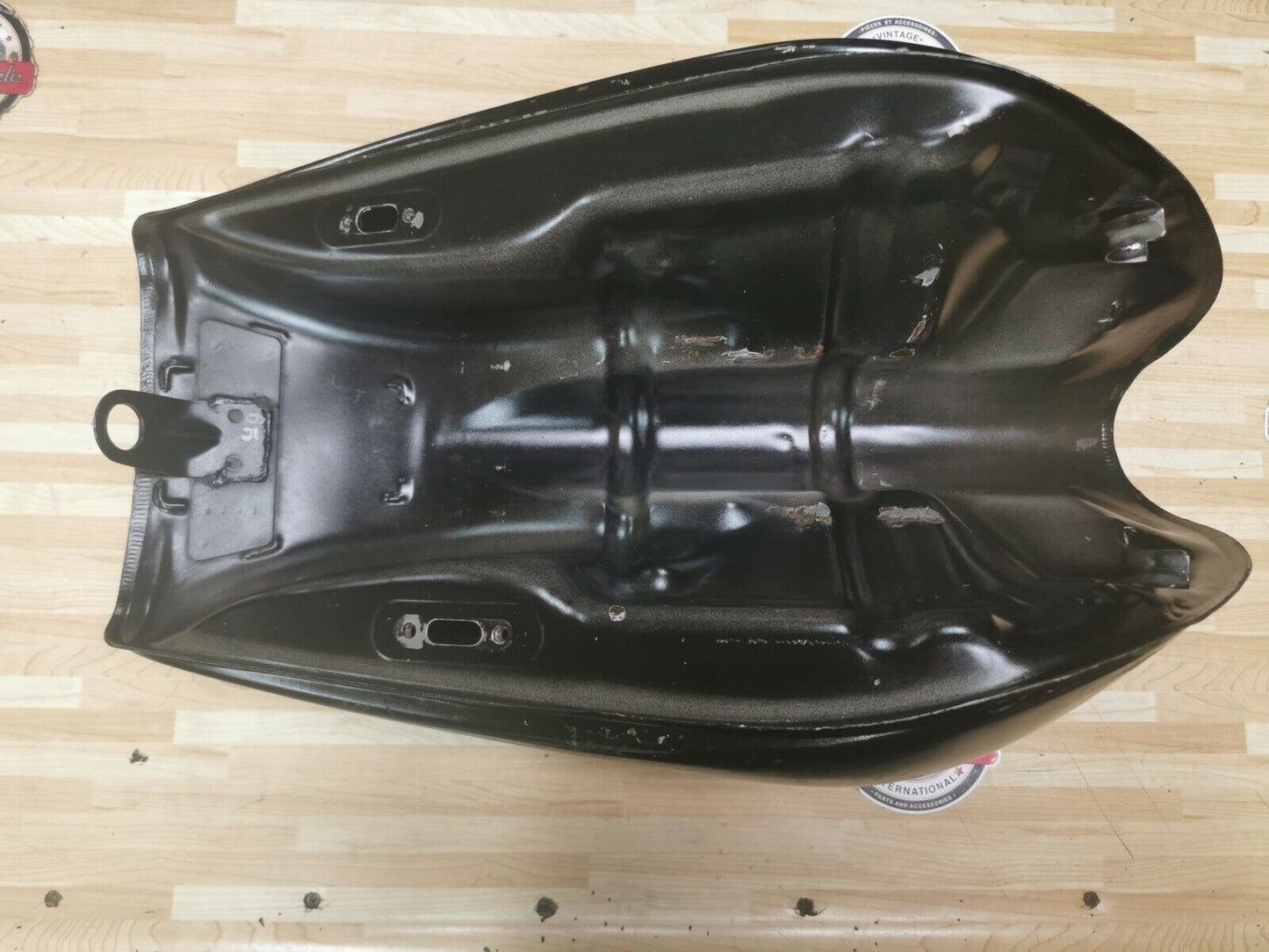 Kawasaki KZ550 LTD 1980 KZ 650 fuel tank gas petrol reservoir 1981
