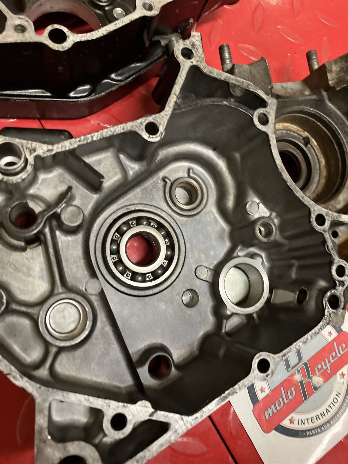 Suzuki DS100 1980 Crankcase set left right