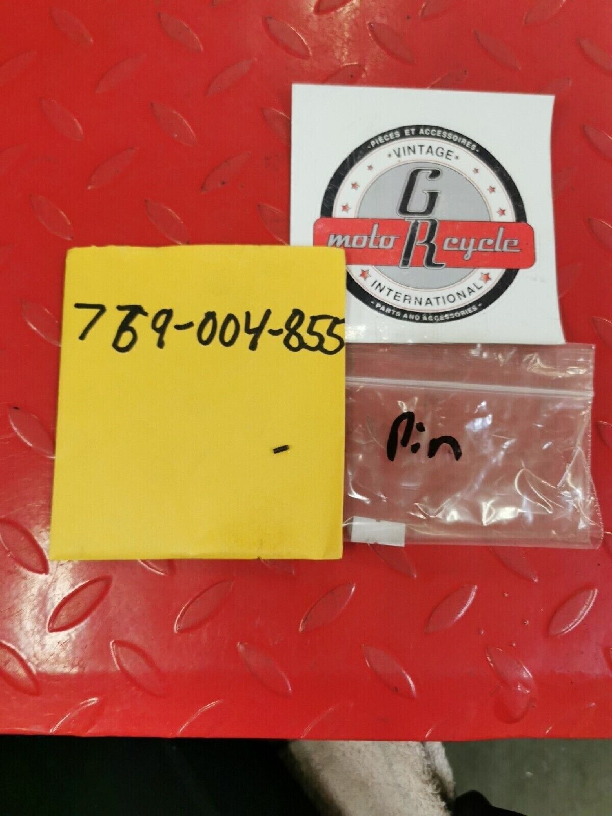 NOS PUCH BOMBARDIER MAXI PIN 779-004-855 P3