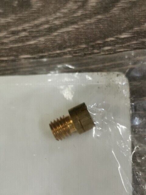 NOS YAMAHA V MAX VT700D VT700FSX600R VX700SXSB MAIN JET 3G2-1423E-57-00 Y108