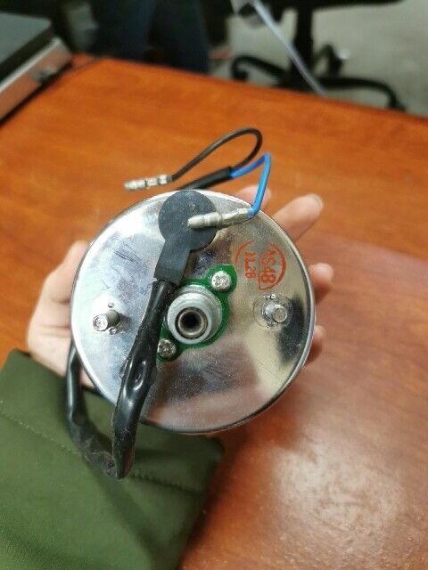 NOS Yamaha 1974 - 1976 RD200 SPEEDOMETER 397-83510-40-00 Y140