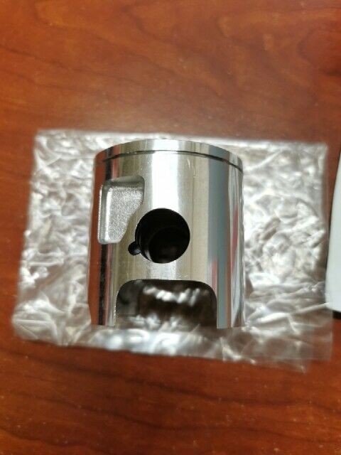 NOS Kawasaki 1989 KX125 PISTON-ENGINE 13001-1315 SUB 13001-1303 K37