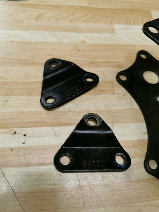 Suzuki DR100 1985 engine motor mounting mount plate hanger bracket 41991-05250