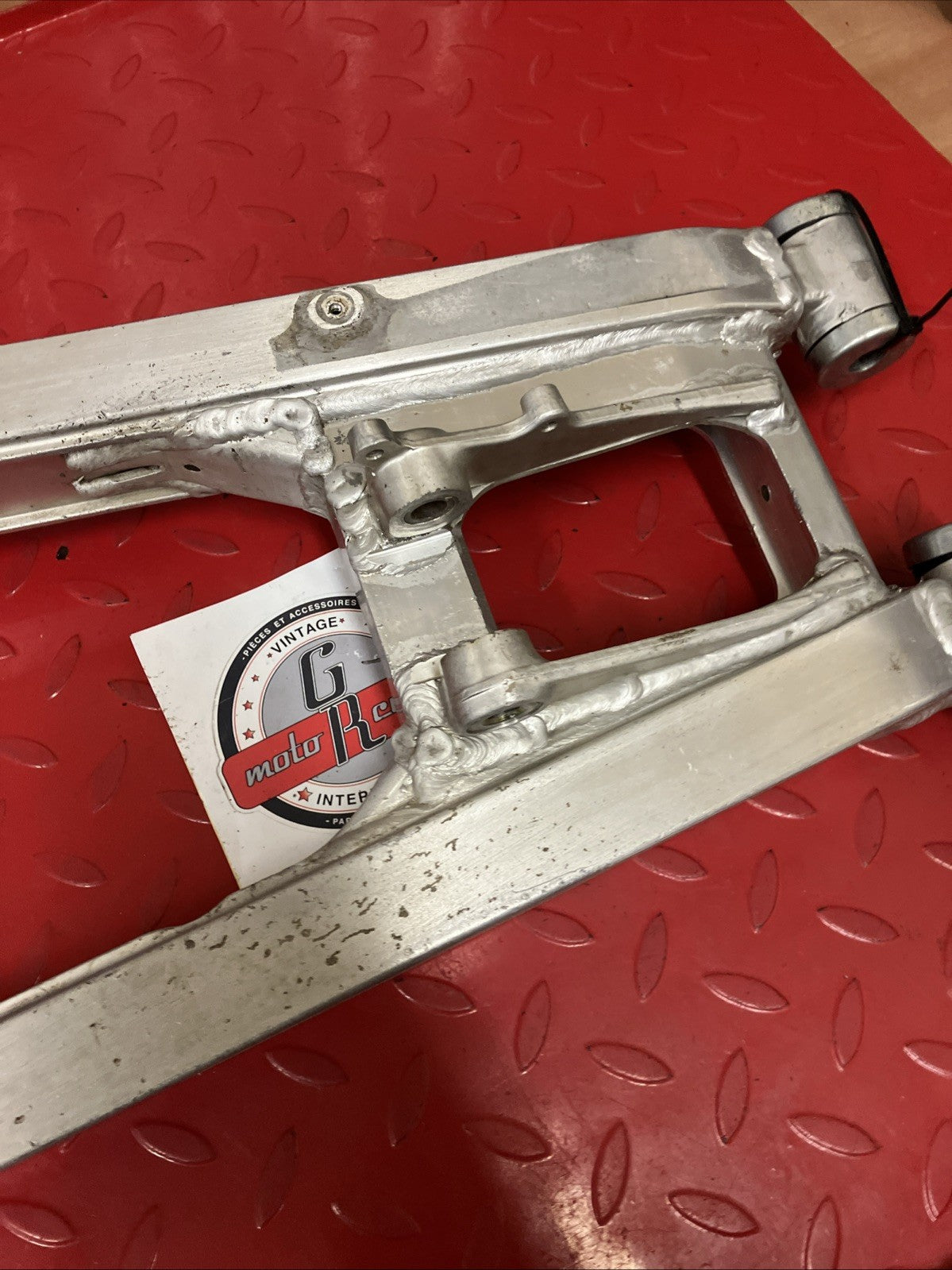 Honda CR250R 1984 Swingarm rear swinging arm 3