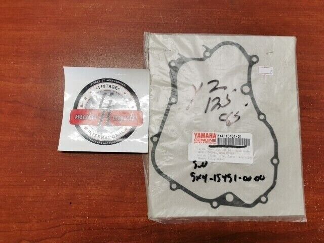 NOS Yamaha CRANK CASE COVER GASKET 5X4-15451-01-00 SUB 5X4-15451-00-00 Y107