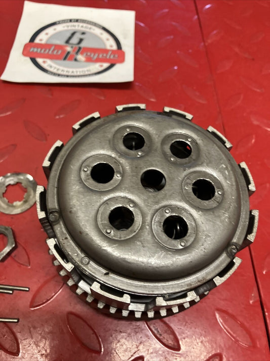 Suzuki RV90 1973 complete clutch assembly hub basket pressure plate