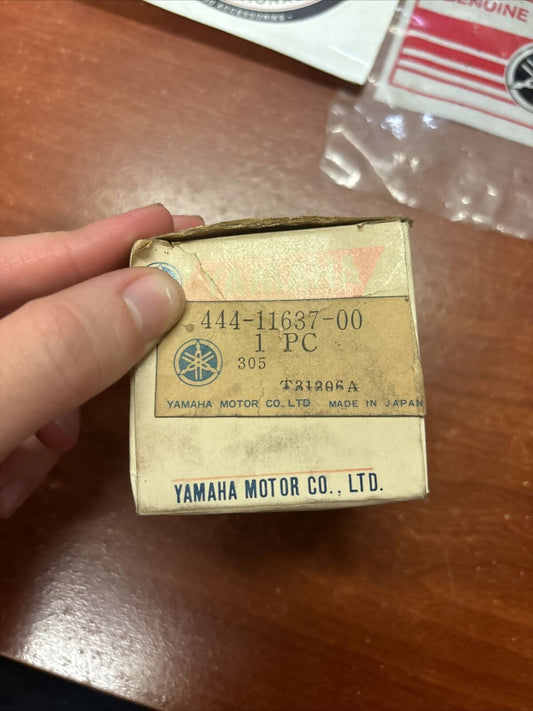 NOS Yamaha 1974 1975 DT125 1989 TY125 PISTON O/S 0.75 444-11637-00-00 Y175
