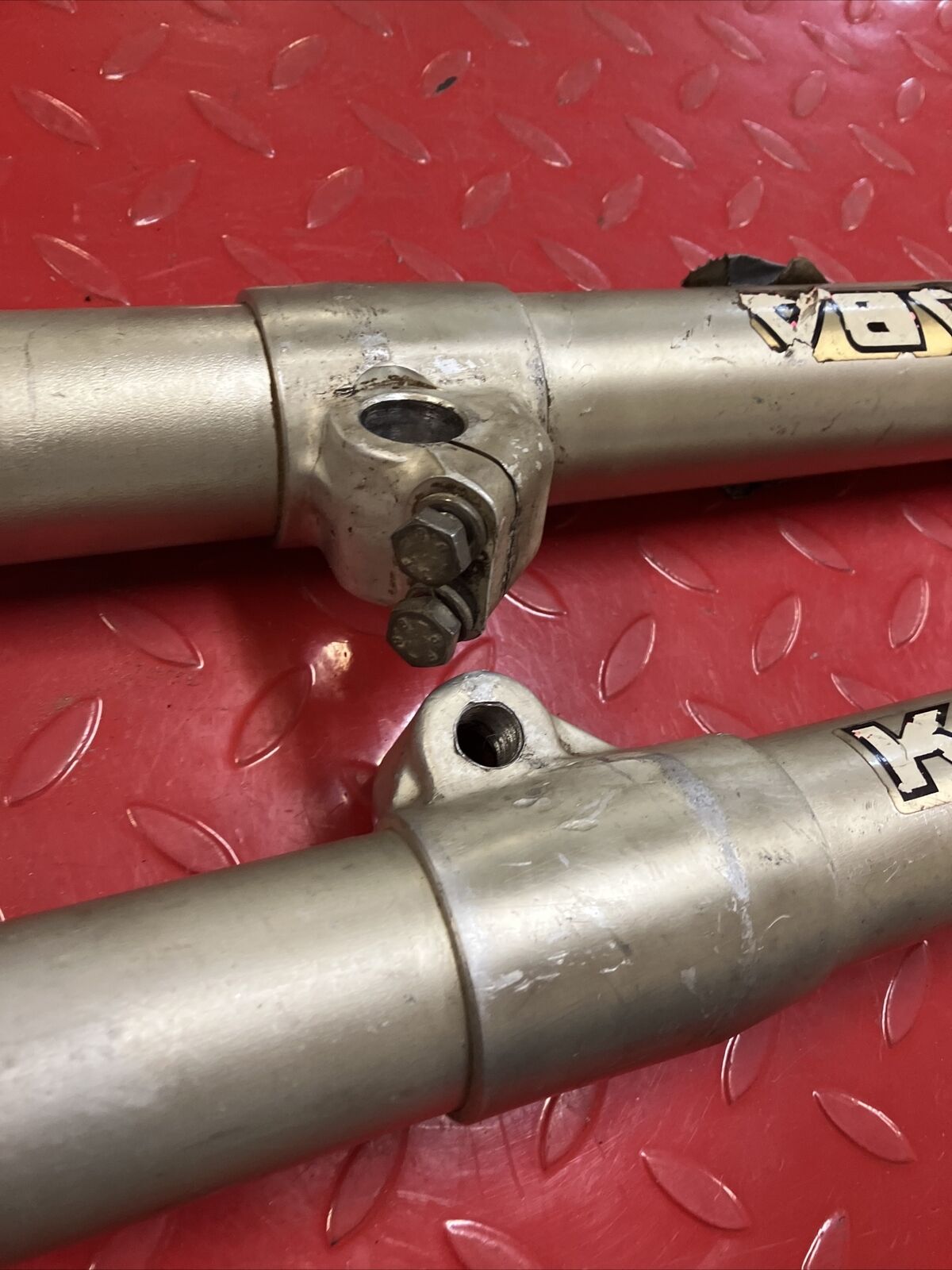 Suzuki RM125 1984 left right front forks