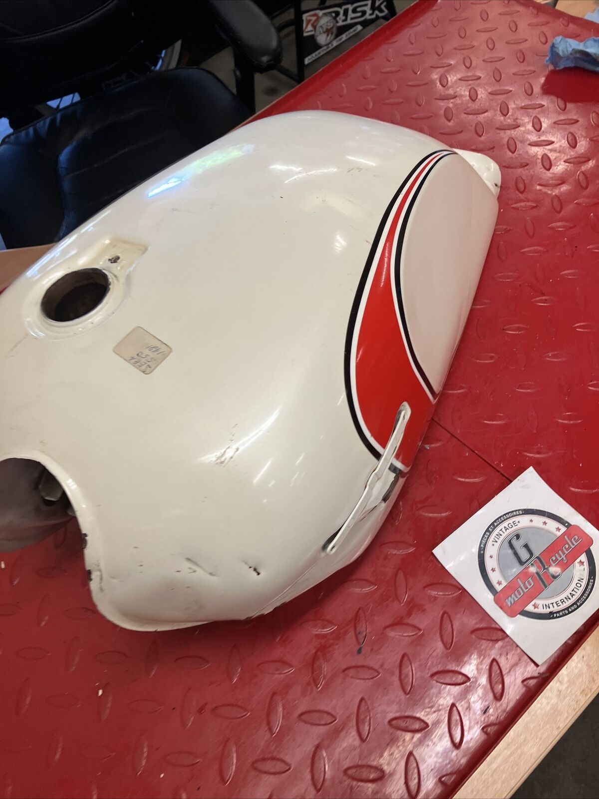 Yamaha XJ550R 1981 Seca 550 Fuel tank gas petrol reservoir