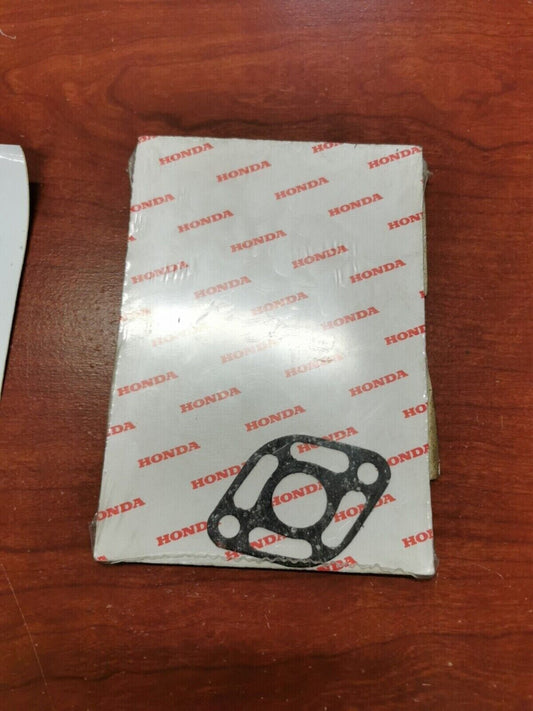 NOS Honda Z50A/AK1-AK6 INSULATOR GASKET 16201-045-000 H67