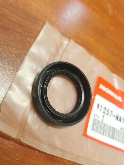 NOS Honda CB400 CB600 CB750 CBR1100 DUST SEAL (28X42X8) 91257-MAY-003 H103