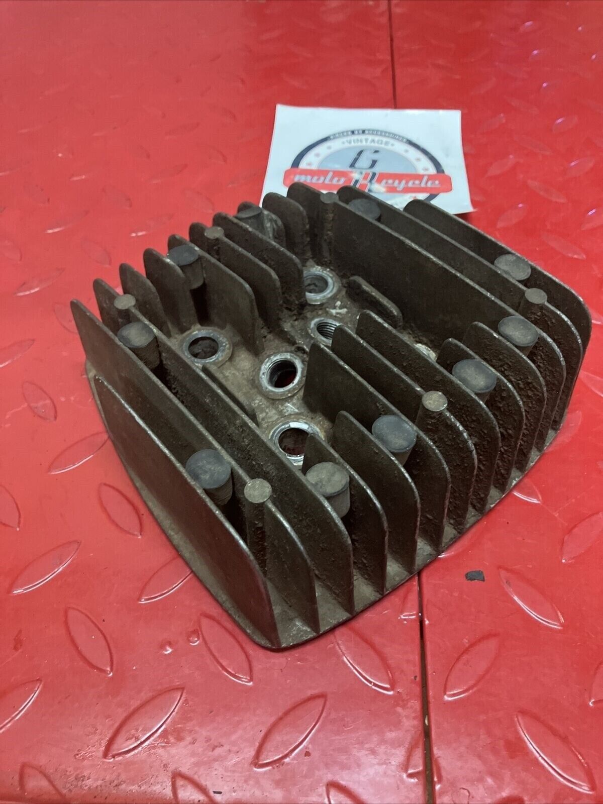 Suzuki RV125 1975 cylinder head jug barrel cover