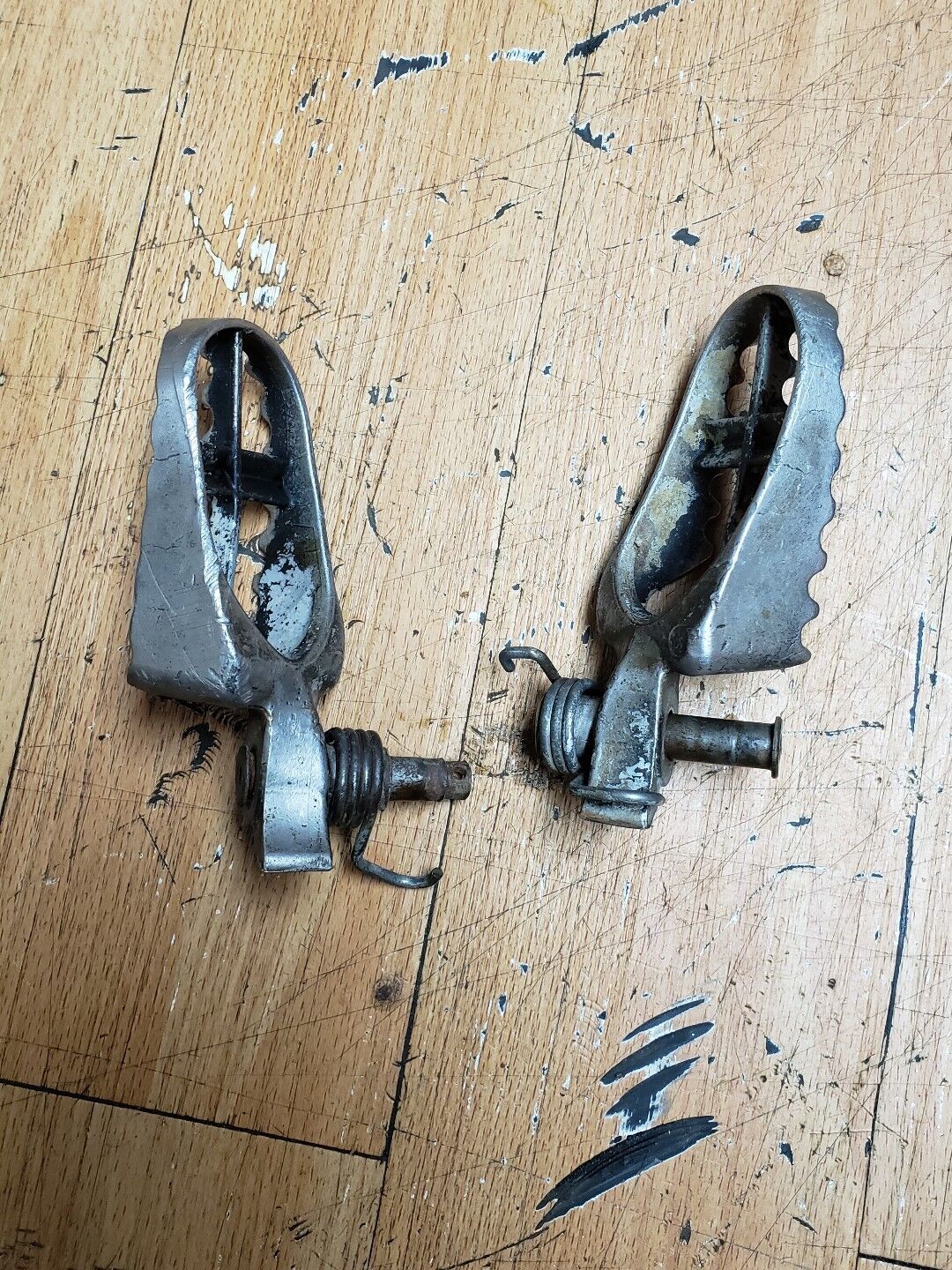 Honda CR125R 1996 foot peg step rest left right CR250R 1995 - 1999 50616-KZ3-600