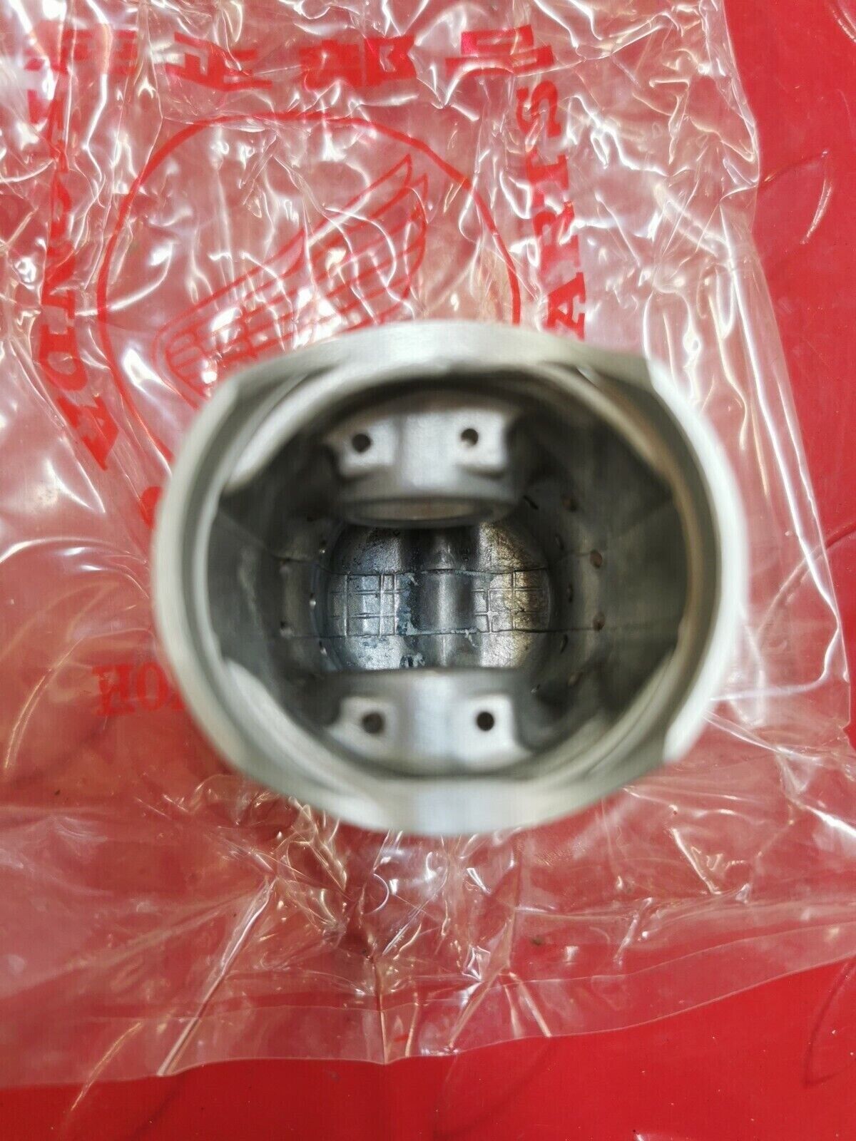 NOS Honda CA100 CA102 PISTON (0.75) 13104-001-040 H5