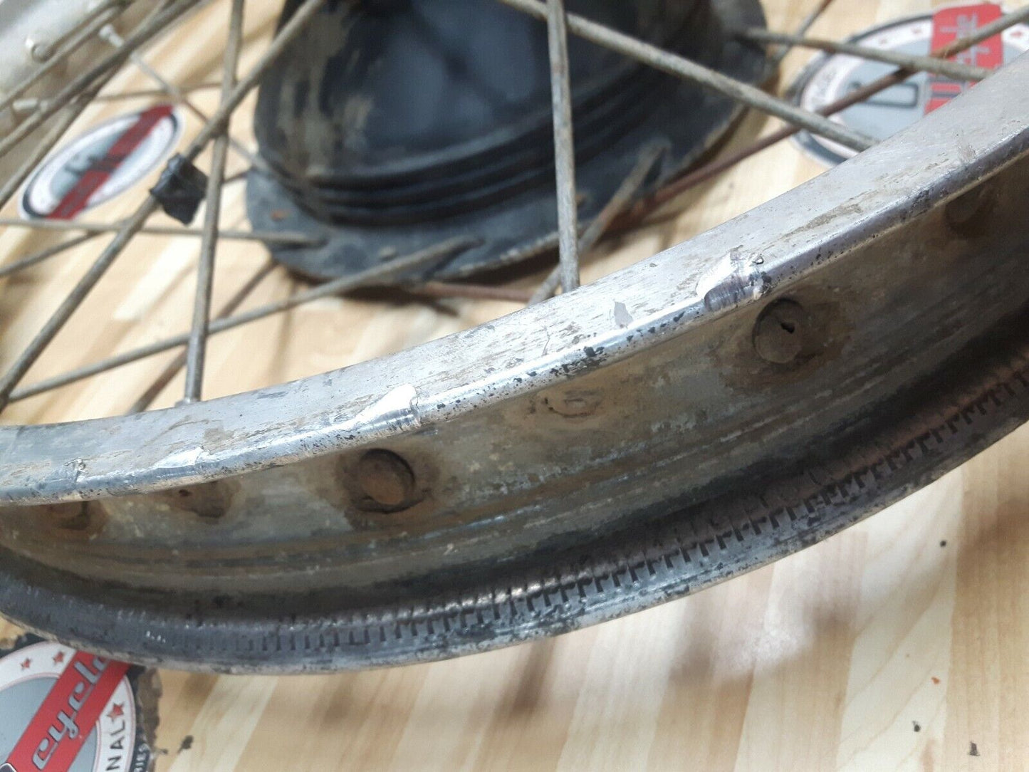 Yamaha DT250 1977 rear back wheel hub rim 1978 1979 1M1-25311-00-98