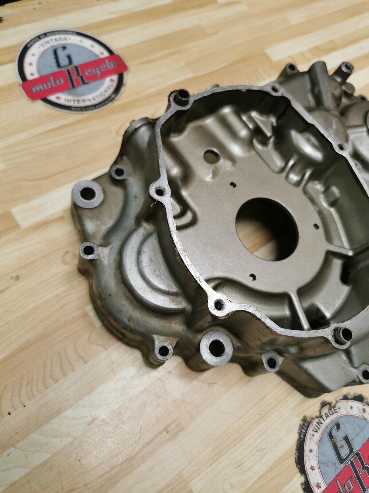 Suzuki DR350 1992 left crankcase crank case