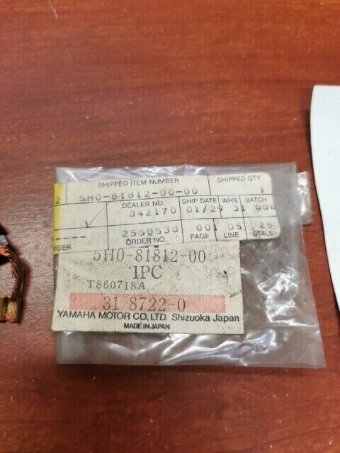 NOS Yamaha SR125 XS400 YFB250 YFM200 YTM200 YTM225 BRUSH 5H0-81812-00-00 Y136