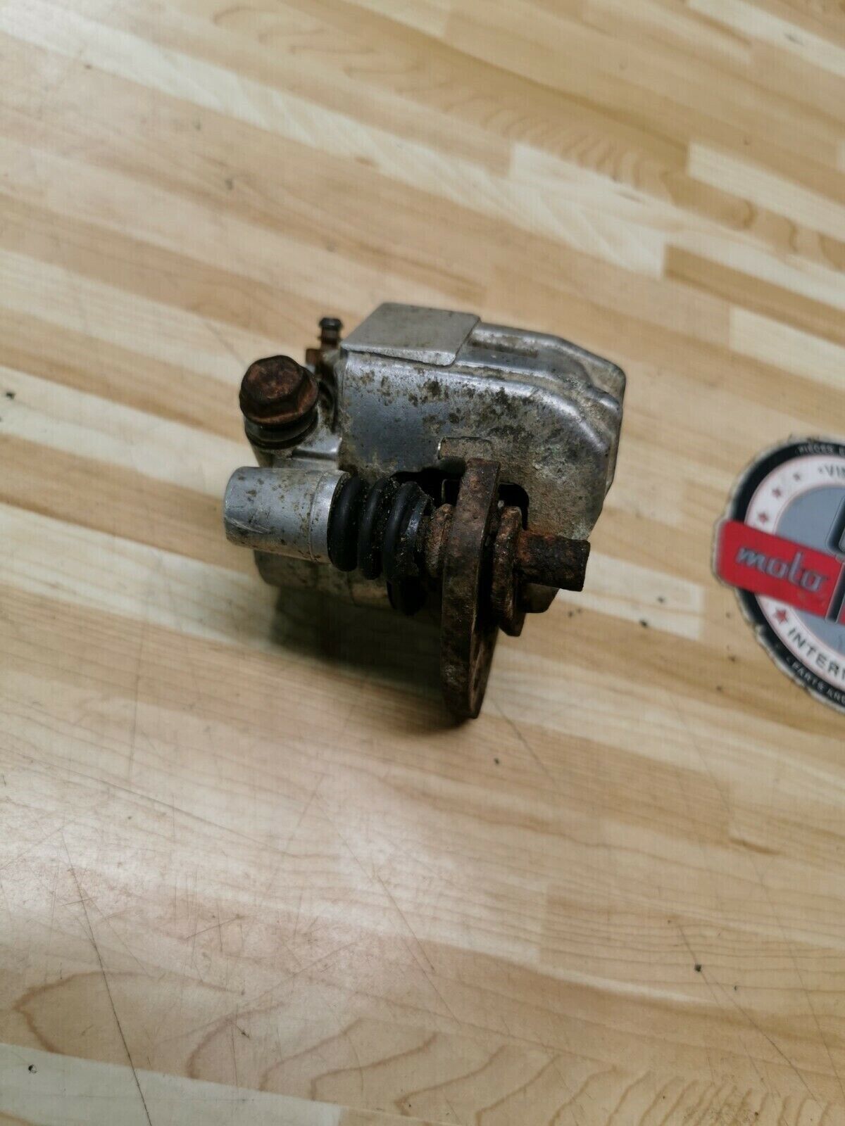Kawasaki KX80 1990 front brake caliper