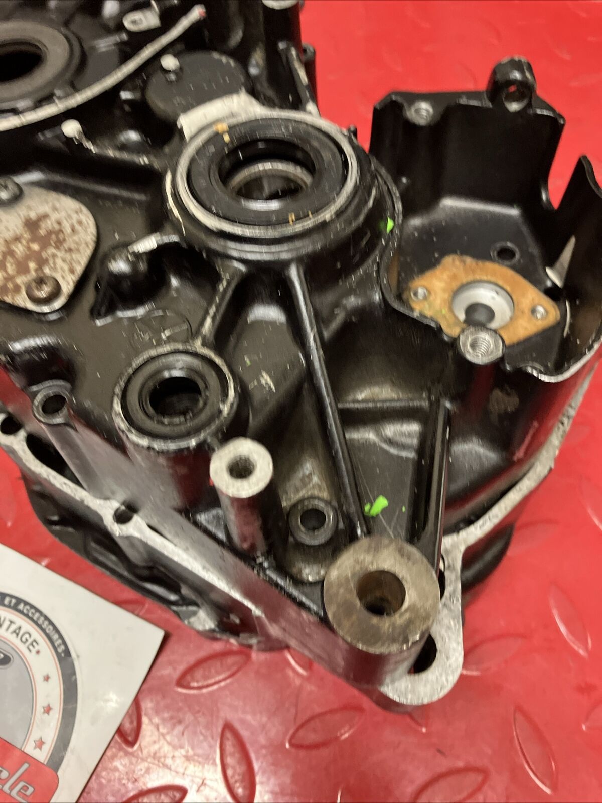 Suzuki DS100 1980 Crankcase set left right