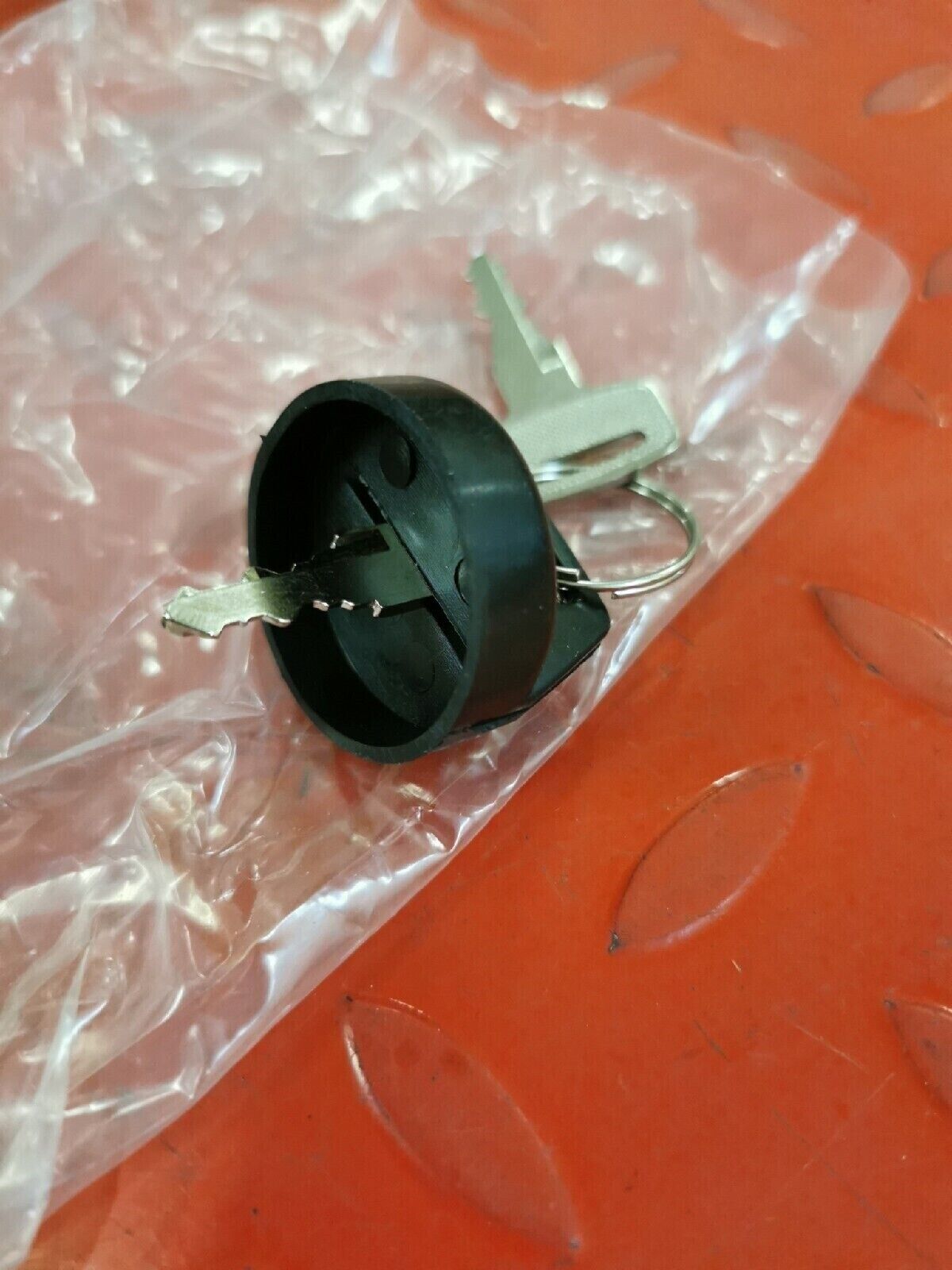NOS POLARIS ATV SXS UTV   IGNITION KEY SWITCH  4011142  J10
