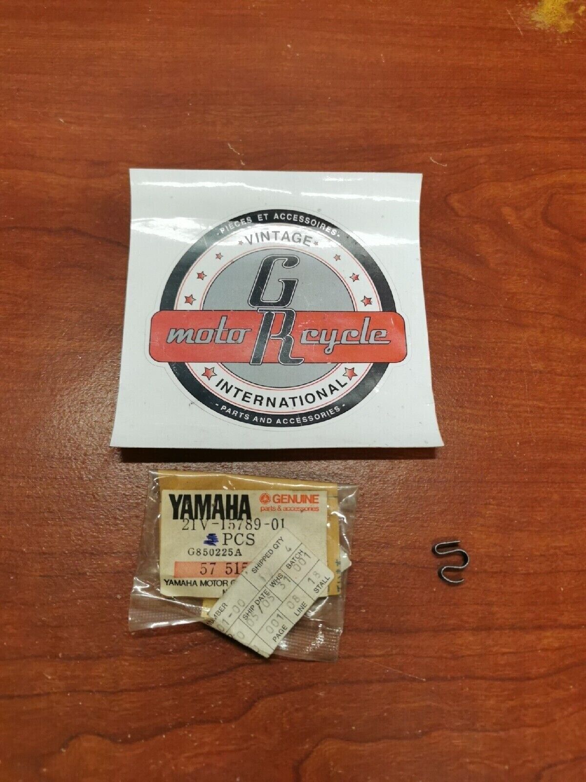 NOS Yamaha 1983 - 1985 YTM200 STARTER SPRING DAMPER 21V-15789-01-00 Y71