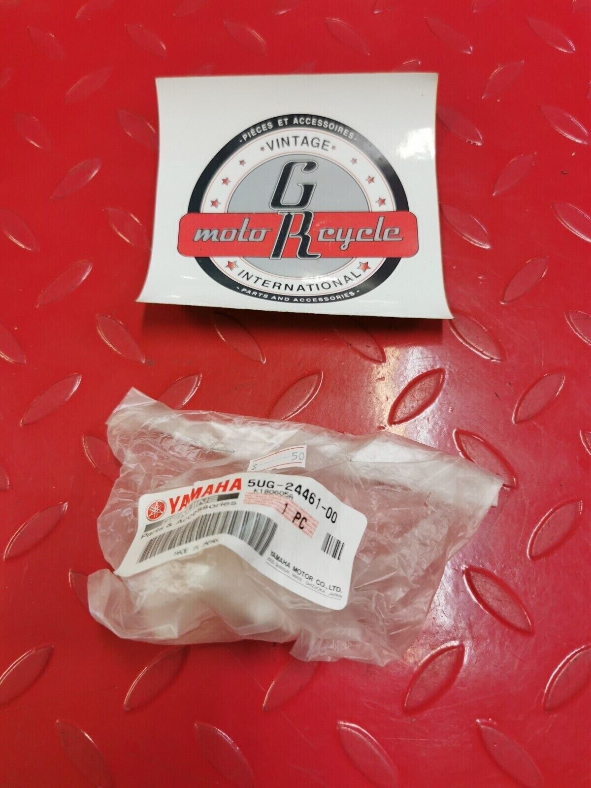 NEW NOS Yamaha YXR660 JOINT PIPE 5UG-24461-00-00 Y24