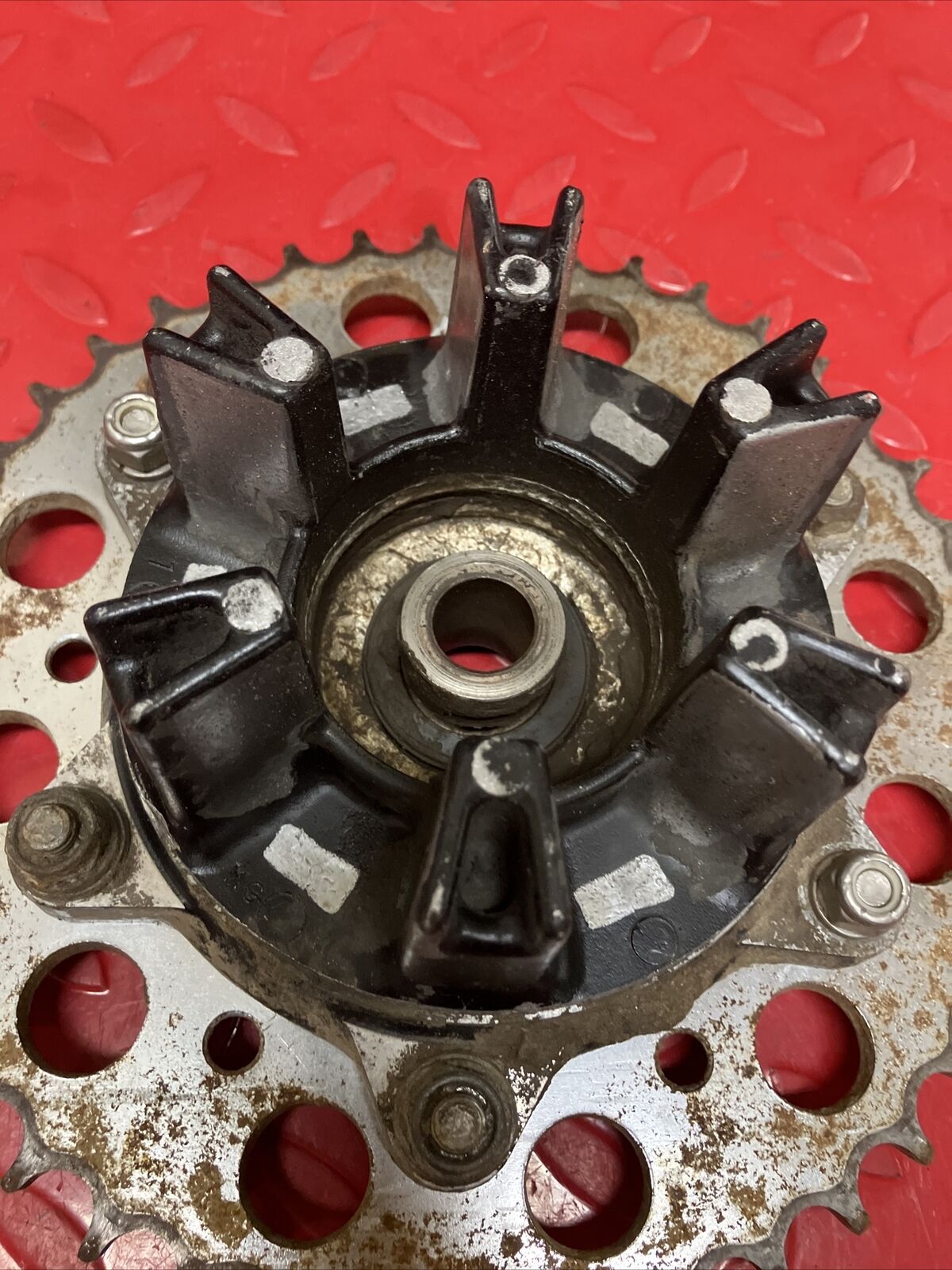 Honda XL600R 1986 Rear wheel hub final driven sprocket flange 1983 1984 1985 87