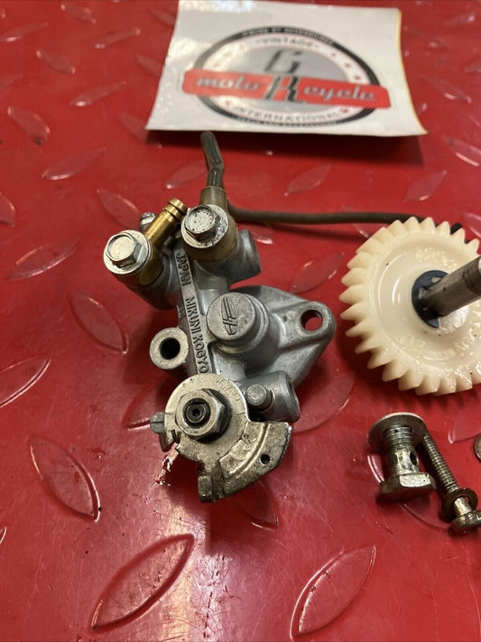 Kawasaki G5 1972 oil pump assy