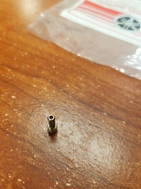 NOS Yamaha 1974 RD250 PILOT JET #30 193-14142-30-00 SUB 193-14142-30-A0 Y144
