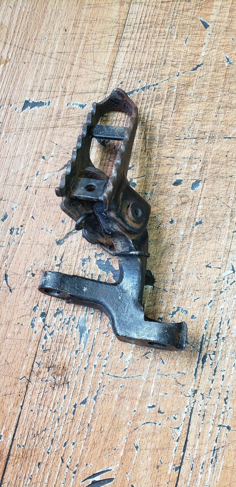 Honda XR250R 1984 left foot peg step arm XR200R XR200 XR250