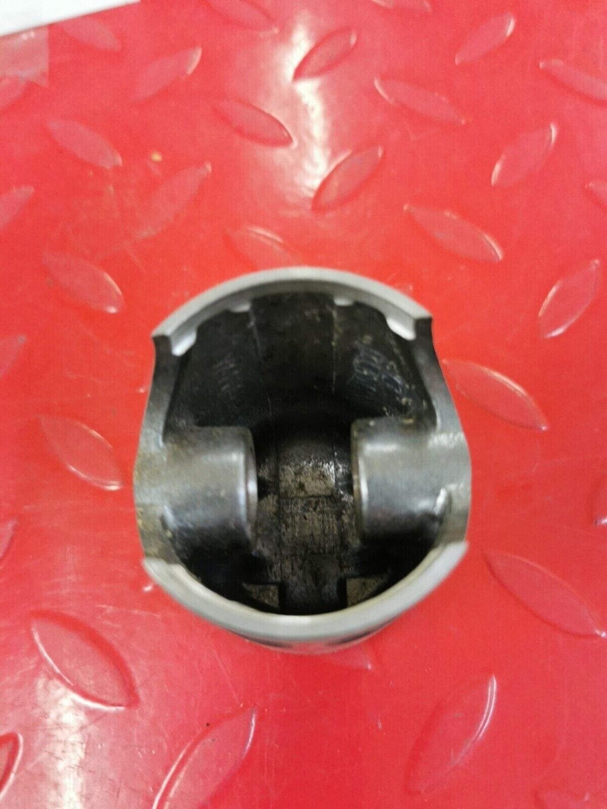 NOS YAMAHA LT2 1972 PISTON .50 305-11636-01-00 Y50