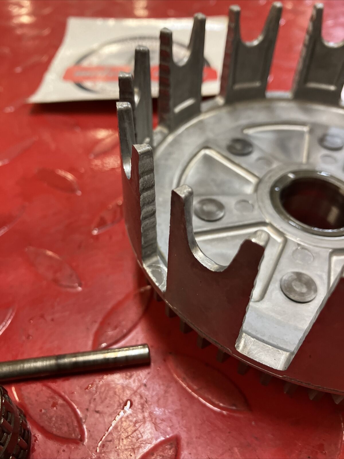 Suzuki RM125 1982 complete clutch basket hub pressure plate