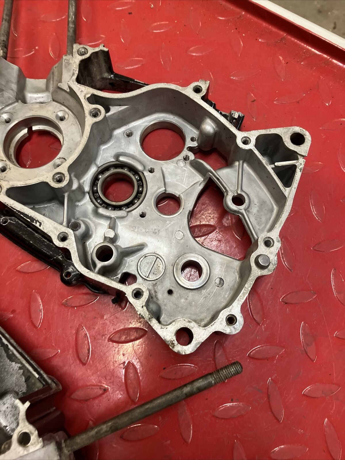Kawasaki G4TR 1972 left right crankcase 1970 1971 1973