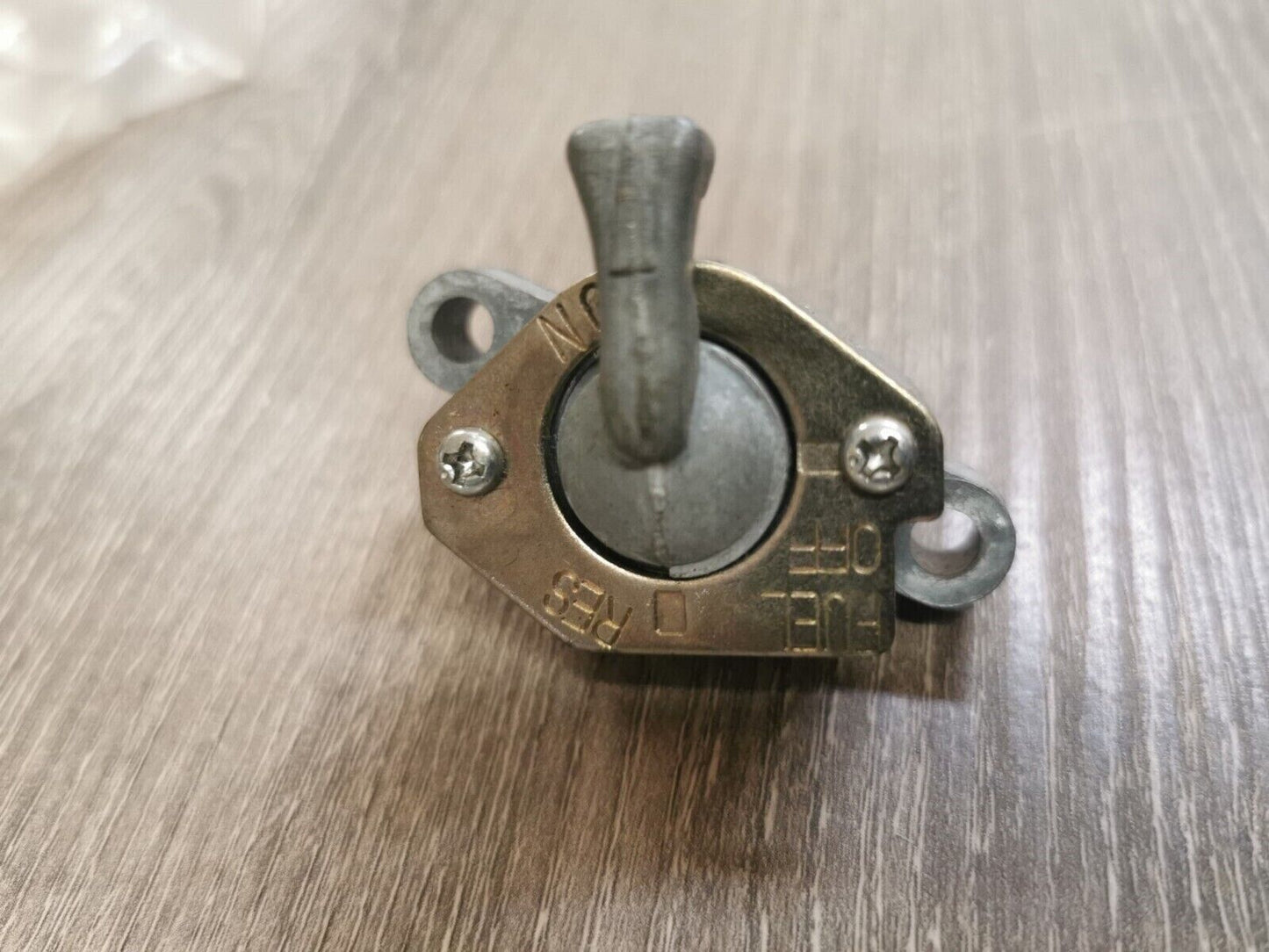 NOS SUZUKI COCK ASSY FUEL 44300-27113 S23