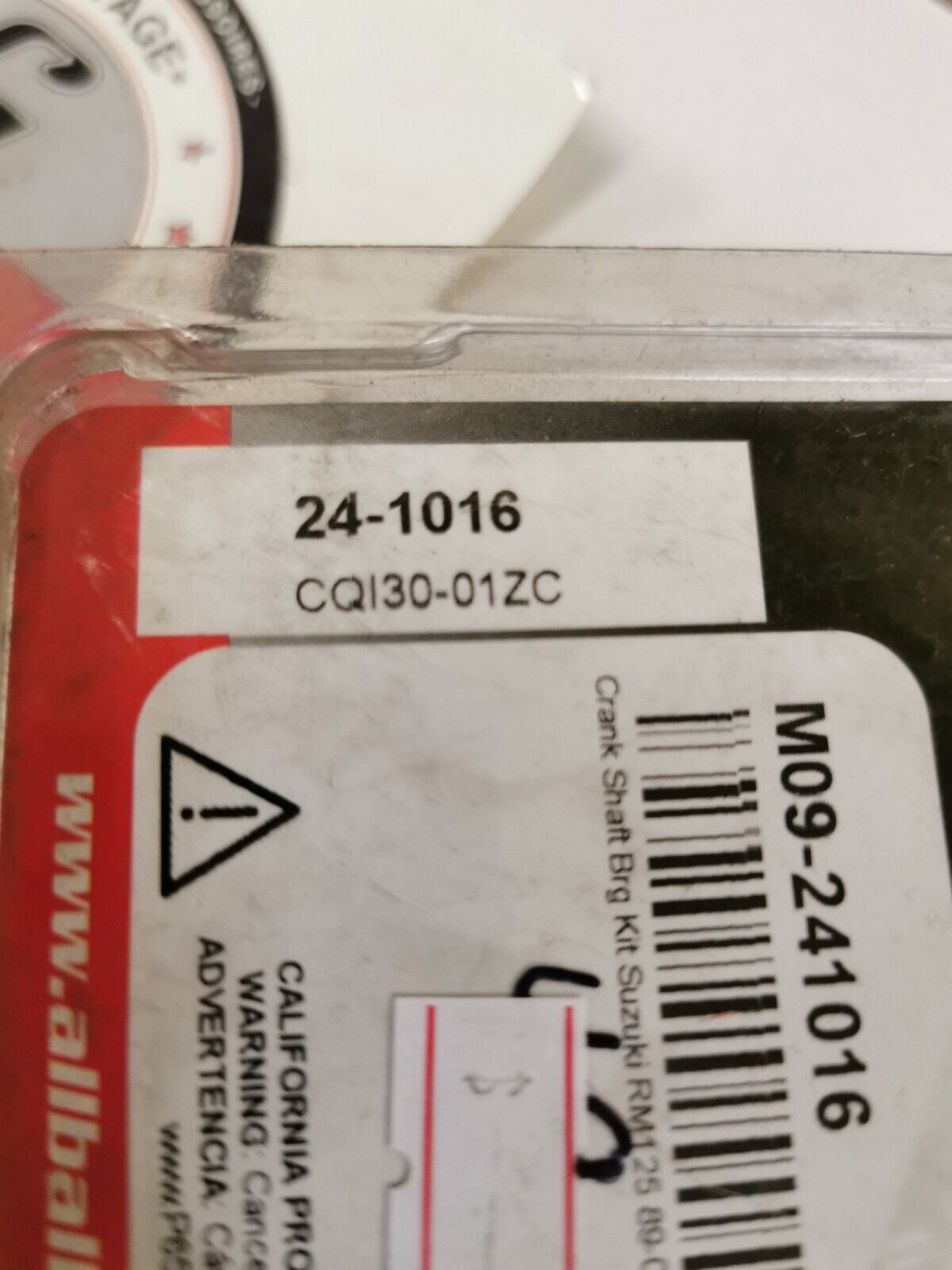 NOS ALL BALLS Suzuki RM125 CRANK BEARING AND SEAL KIT 24-1016 J52