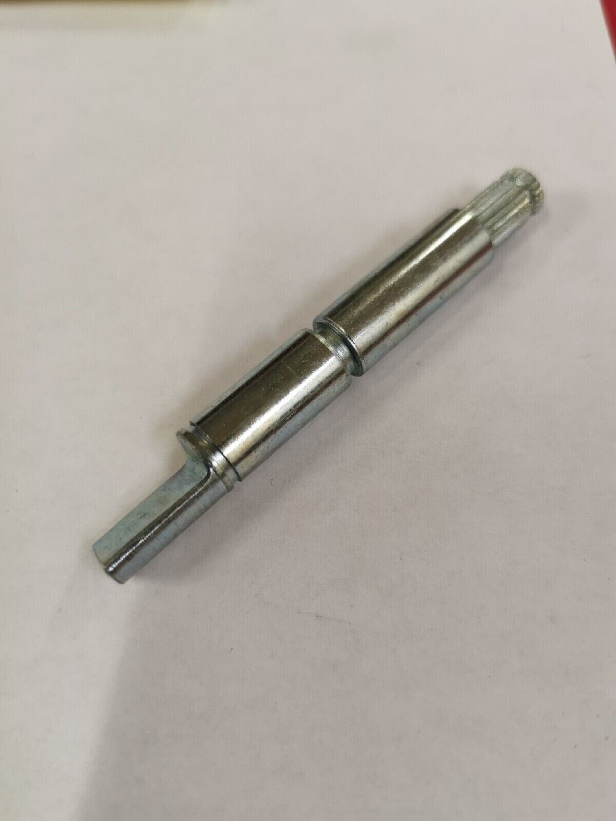 NOS PUCH BOMBARDIER MAXI  CLUTCH ACTUATOR SHAFT 773-490-111   P3