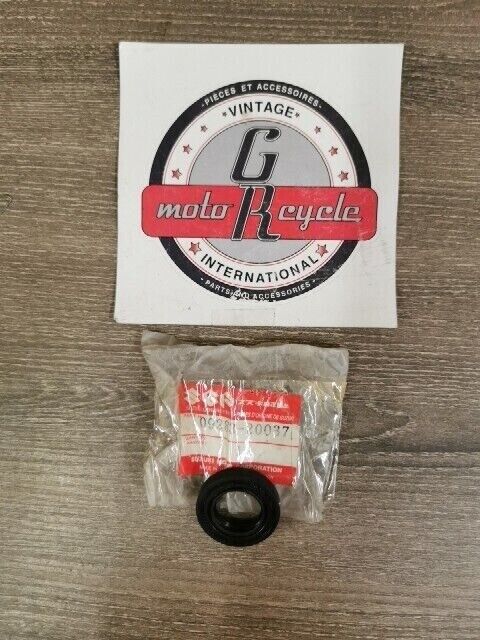 NEW NOS SUZUKI ALT125 LTA500F LT125 LT185 SEAL OIL 20X34X7 09283-20037 S54