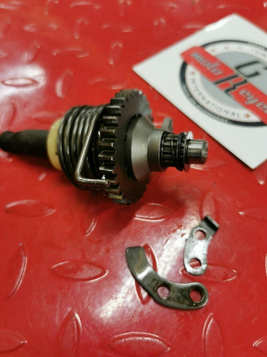Kawasaki KX80 1979 kickstarter kick starter shaft spindle gear