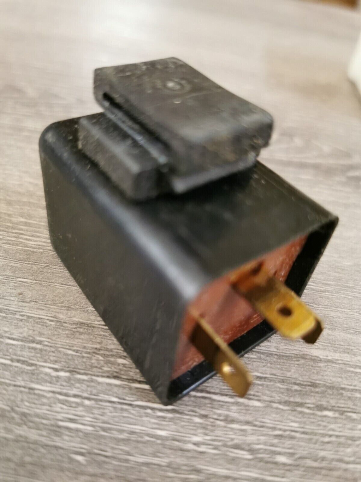 NOS KAWASAKI NINJA 750 1987 - 1990 RELAY ASSY 27002-1061 K28