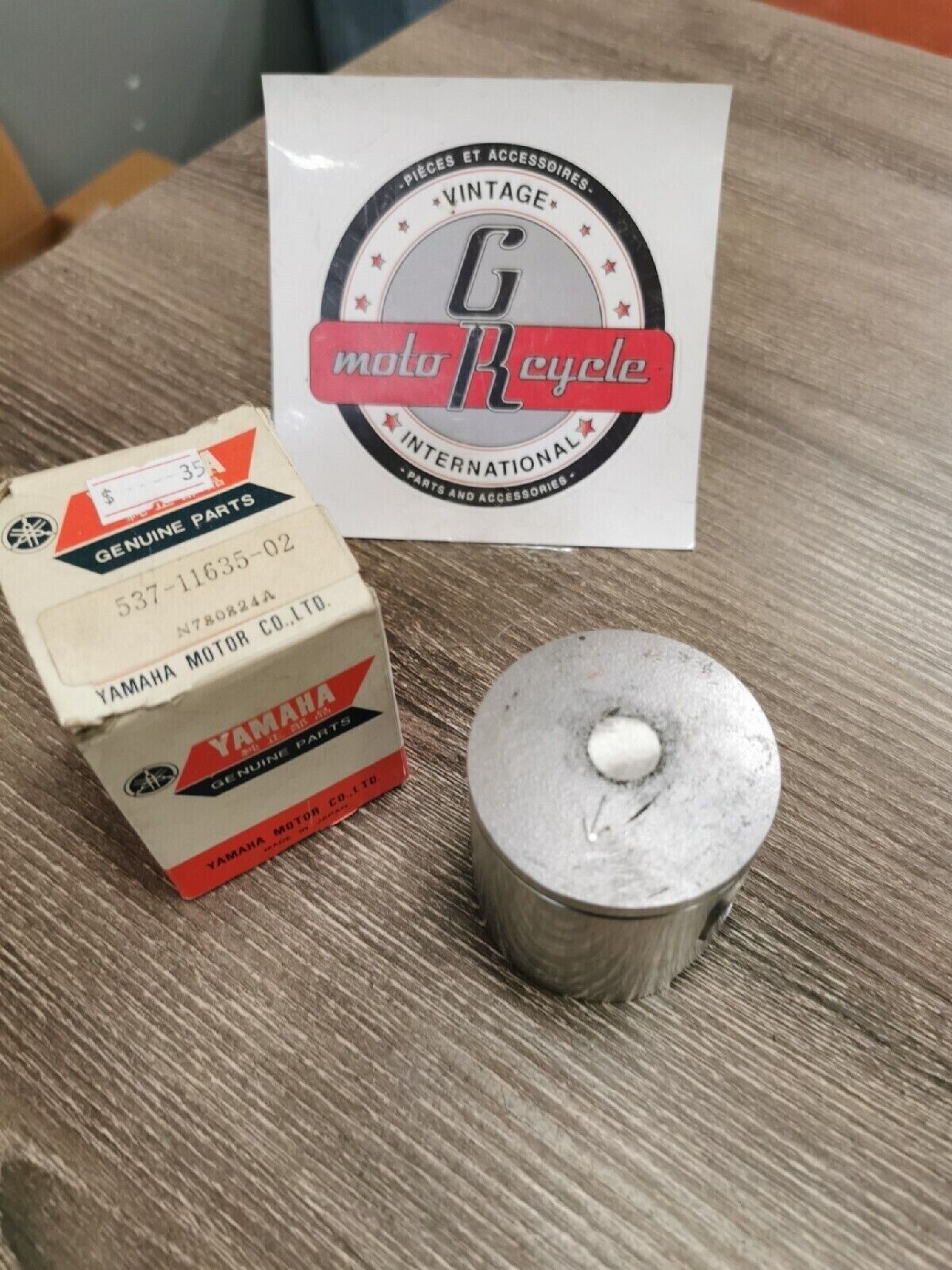NOS YAMAHA YZ125 MX125 1974 - 1977 PISTON 1 O/S 0.25 537-11635-02-00 Y53
