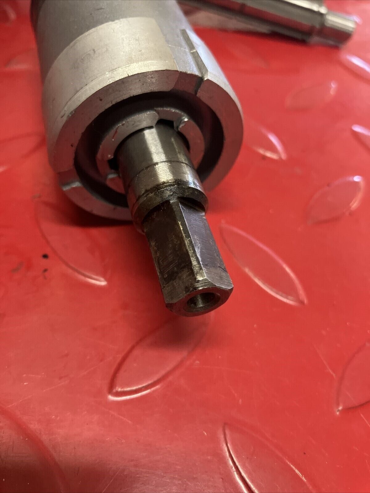 Yamaha MJ50 1982 Towny Drive driven shaft pinion transmission main axle LC50