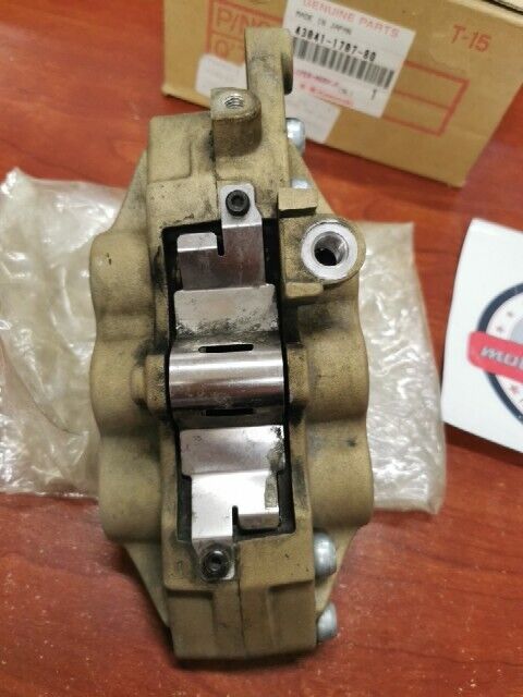 Kawasaki ZX1200A ZX12R FRONT RIGHT SIDE BRAKE CALIPER 43041-1707-8Q K38
