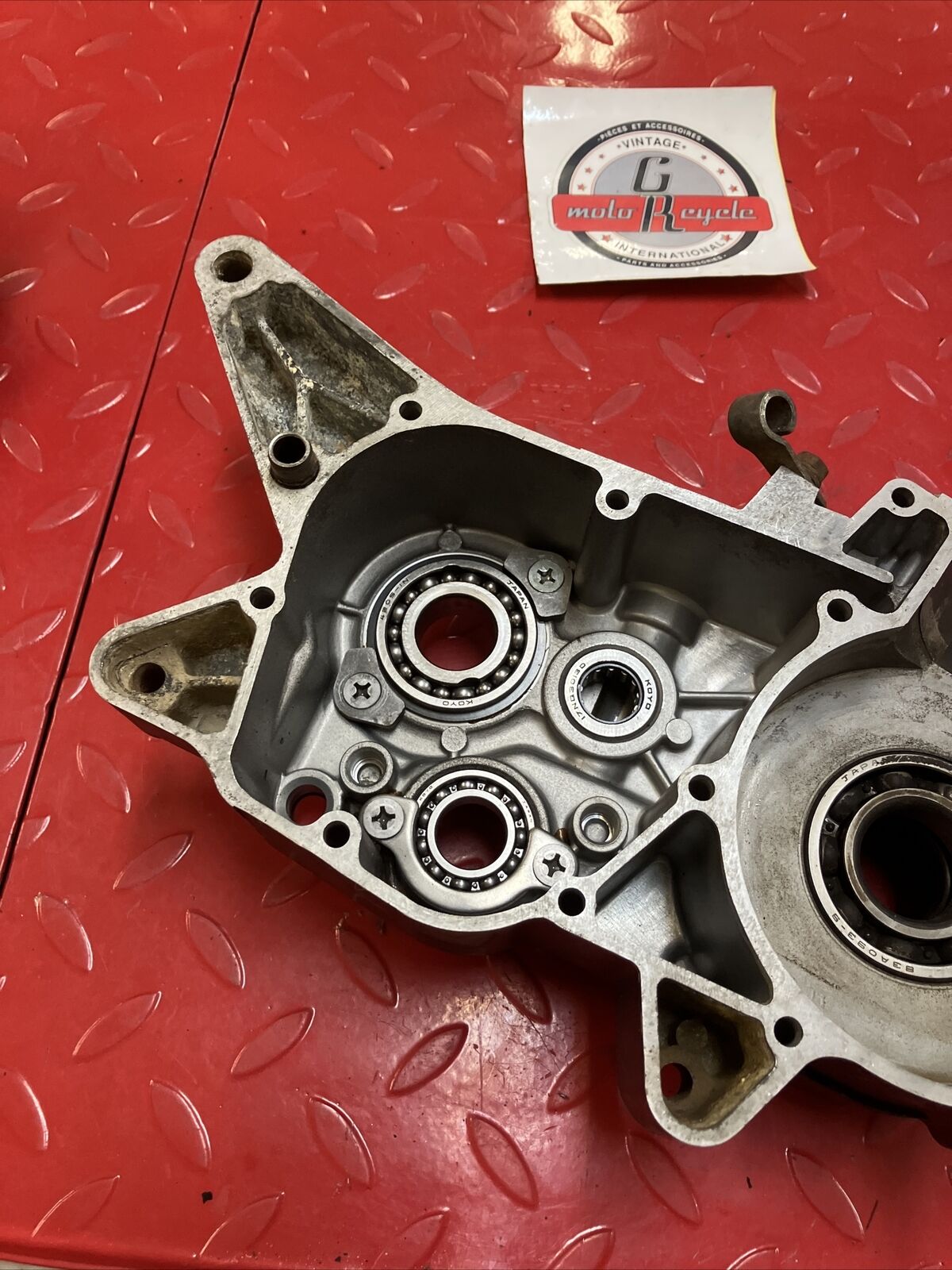 Yamaha YZ250 1979 crankcase set left right 1978 2K7-15111-01-00